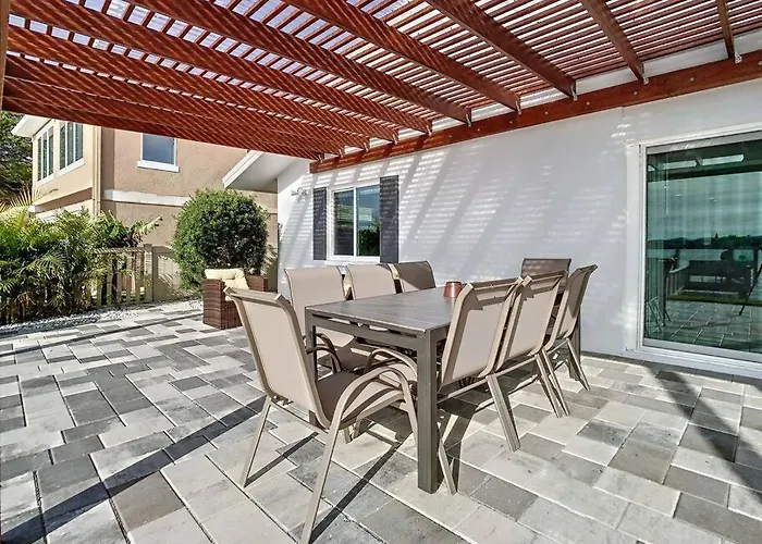 Holiday home Magical Sunset Waterfront View, Renovated 3bd 2bth Clearwater Beach